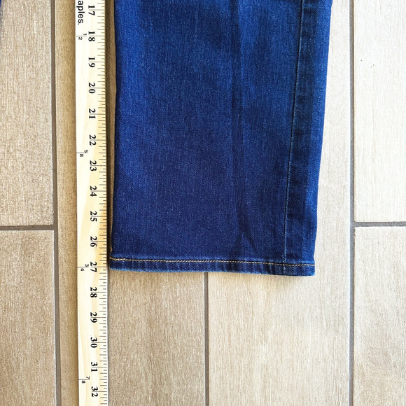 Levi's Ribcage Straight Dark Wash - Picture 9 of 10